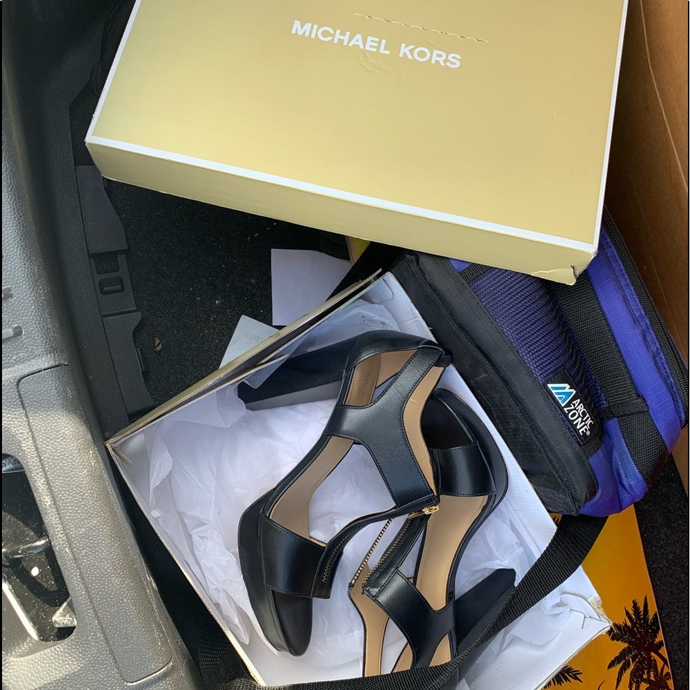 NWT Michael Kors heels